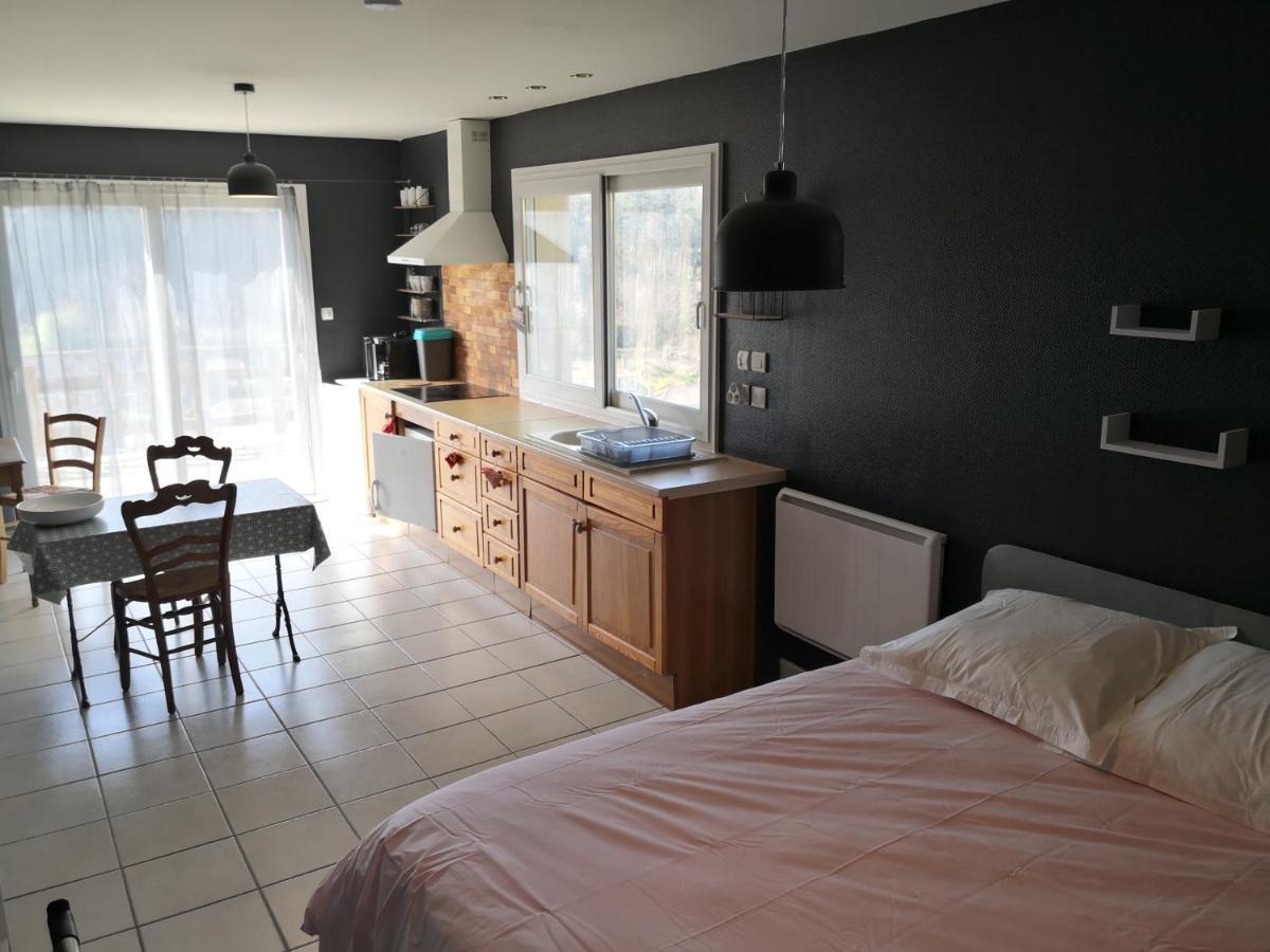 Chambre Meublee Avec Vue Panoramique A Perigueux Sanilhac  Luaran gambar