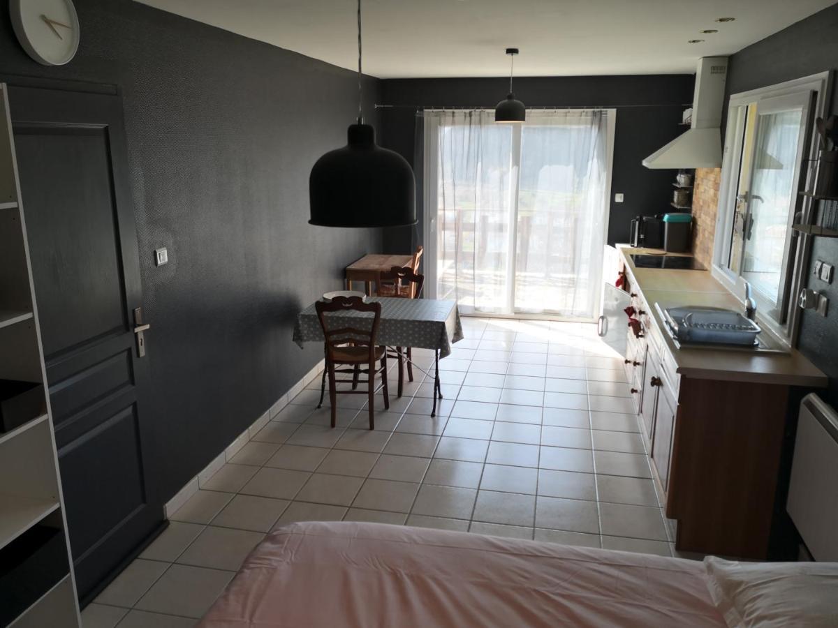 Chambre Meublee Avec Vue Panoramique A Perigueux Sanilhac  Luaran gambar