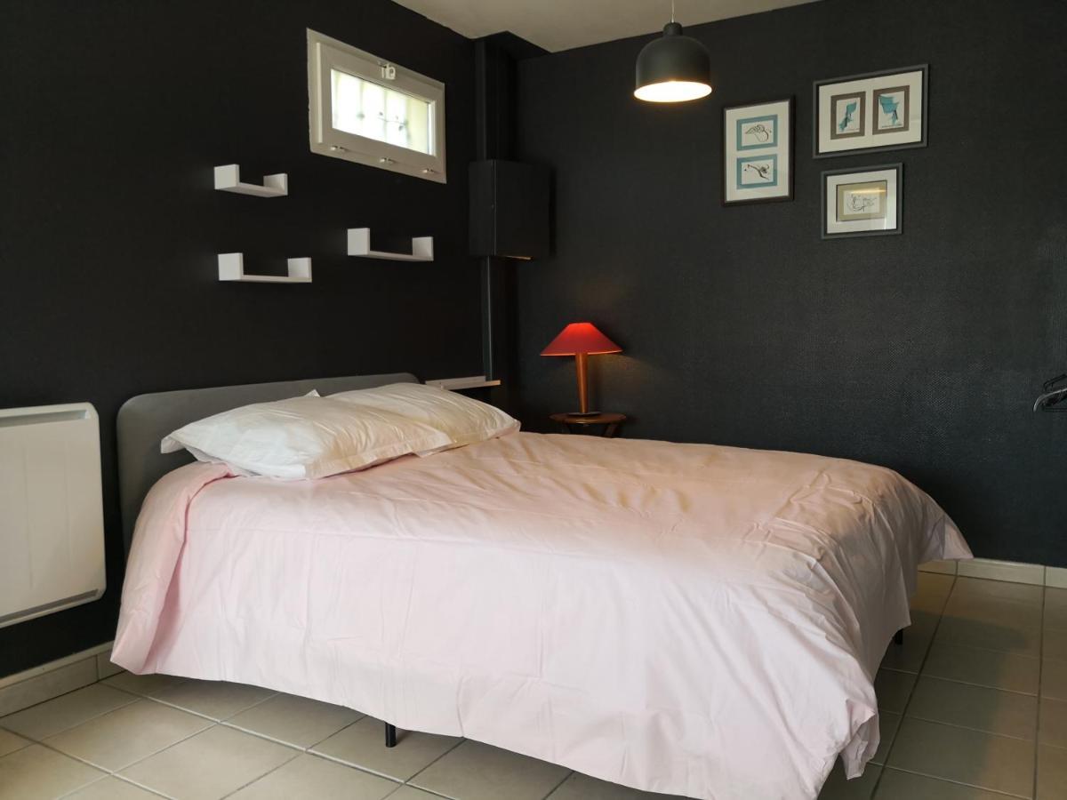 Chambre Meublee Avec Vue Panoramique A Perigueux Sanilhac  Luaran gambar